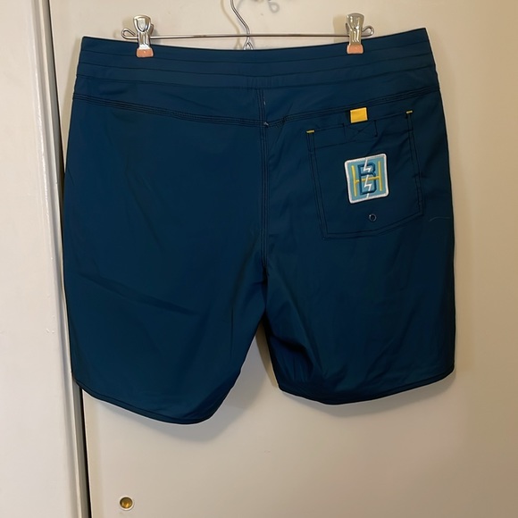 Howler Bros Frogman Mutation Board Short -NWT (discontinued/rare) - Picture 4 of 4